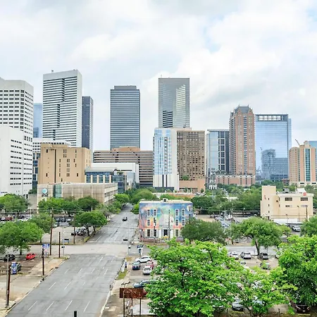 U4 Penthouse At Convention Center 1 Bedroom 1Bath Minute Maid Park Astros